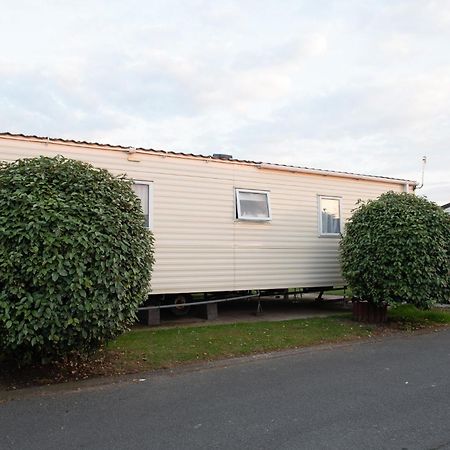 2 Bed Caravan For Hire At Golden Sands In ริล ภายนอก รูปภาพ